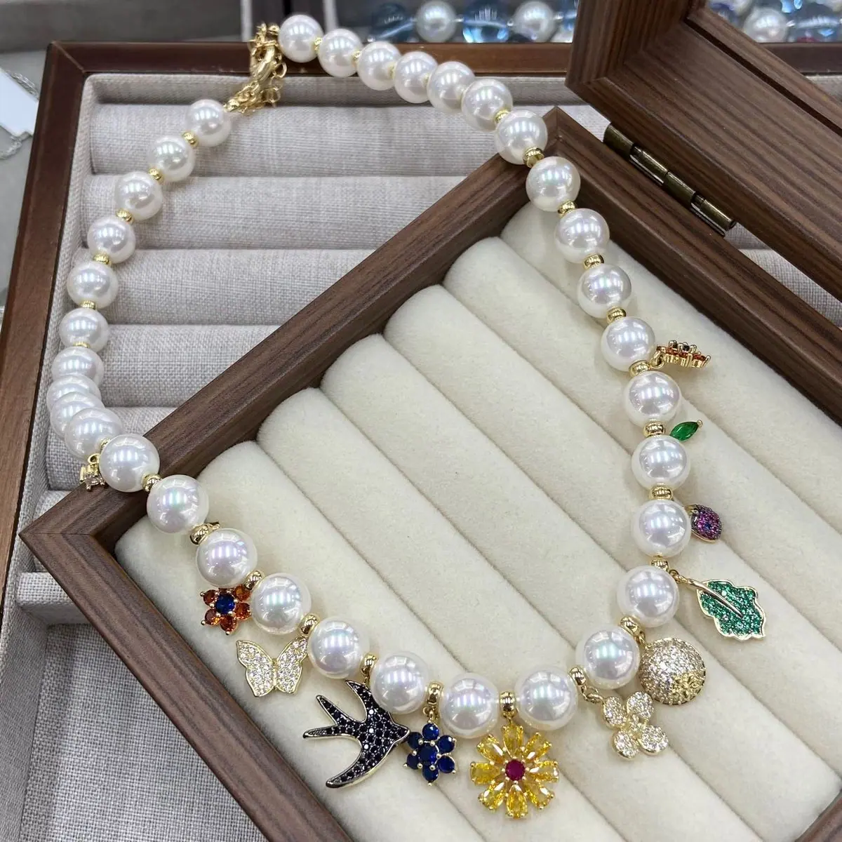 Pearl-Effect Charm Necklace (shot-4)