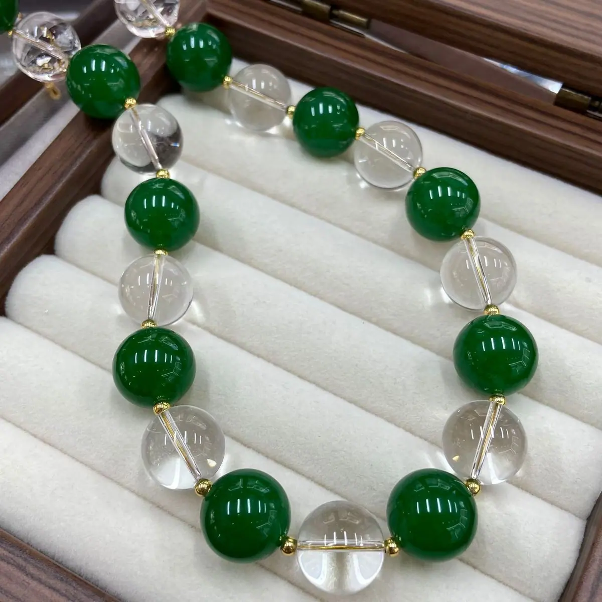 Tri-Colour Bead Necklace (shot-6)