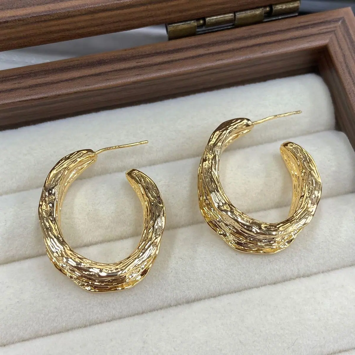 Twisted Open Hoop Earrings (shot-7)