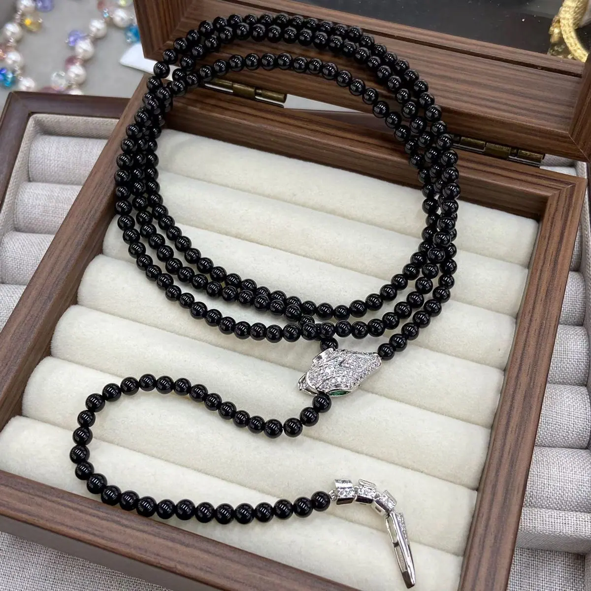 Two-Layer Beaded Necklace (shot-8)