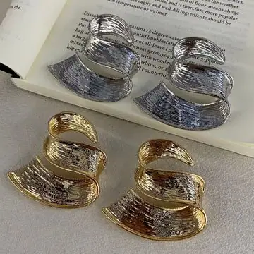 Two-Tone Chunky Geometric Earrings — main view