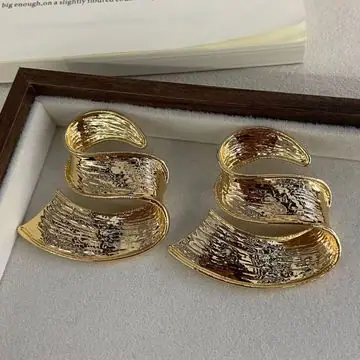 Two-Tone Chunky Geometric Earrings — view 5