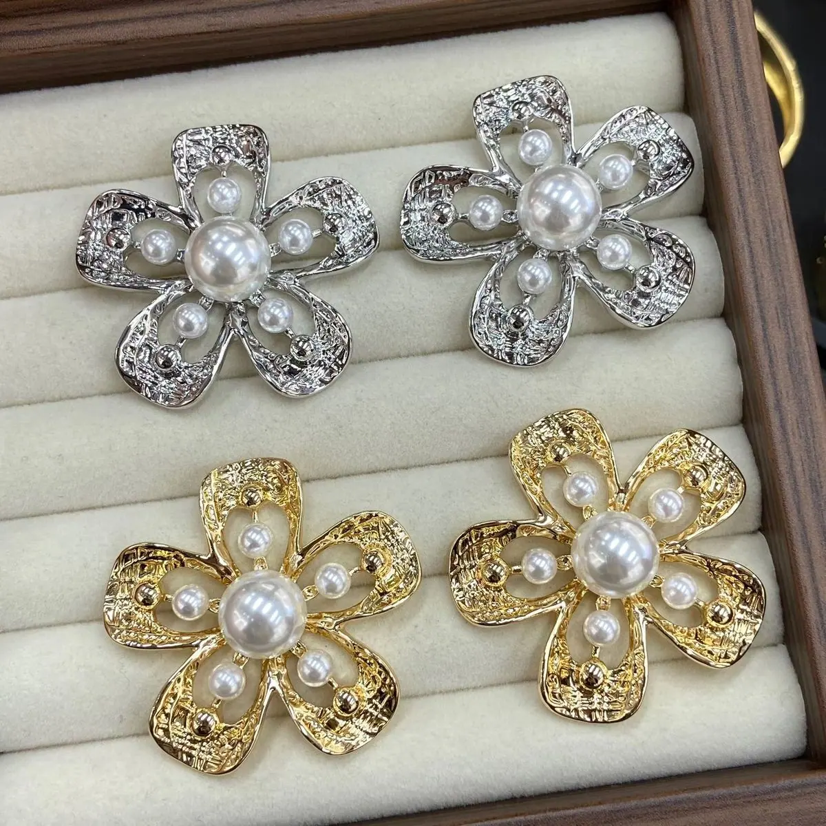 Two-Tone Clover Cluster Earrings