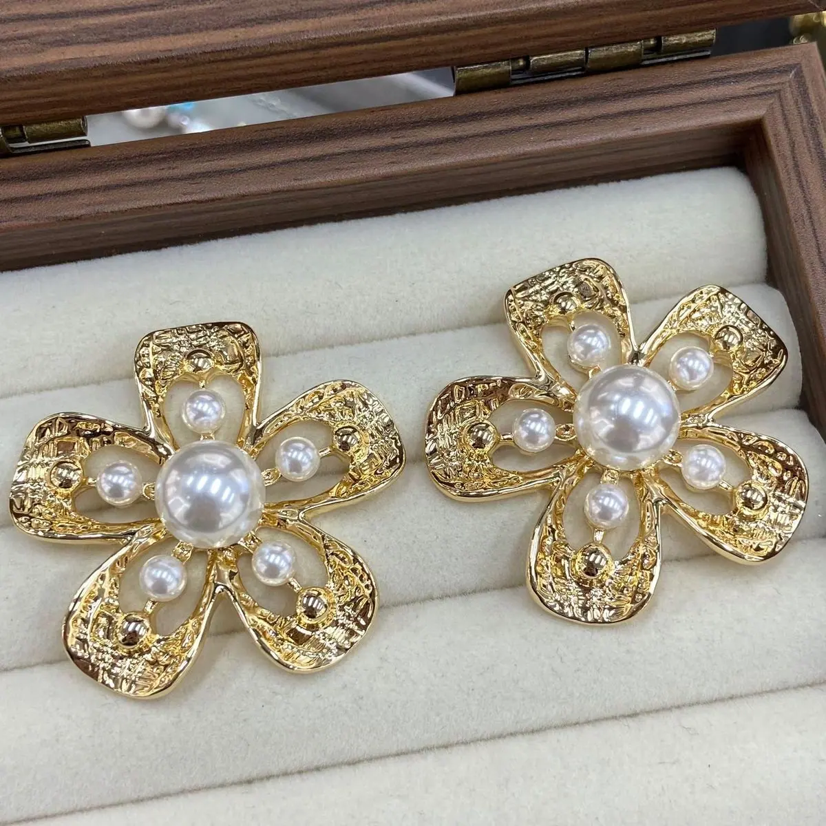 Two-Tone Clover Cluster Earrings (shot-5)