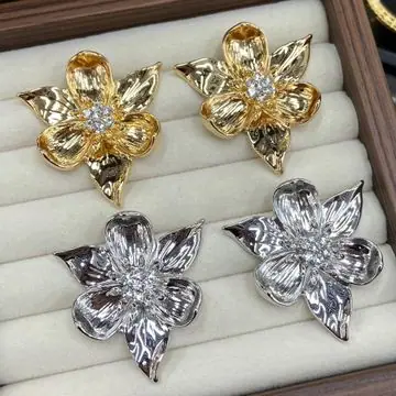 Two-Tone Flower Cluster Earrings — main view