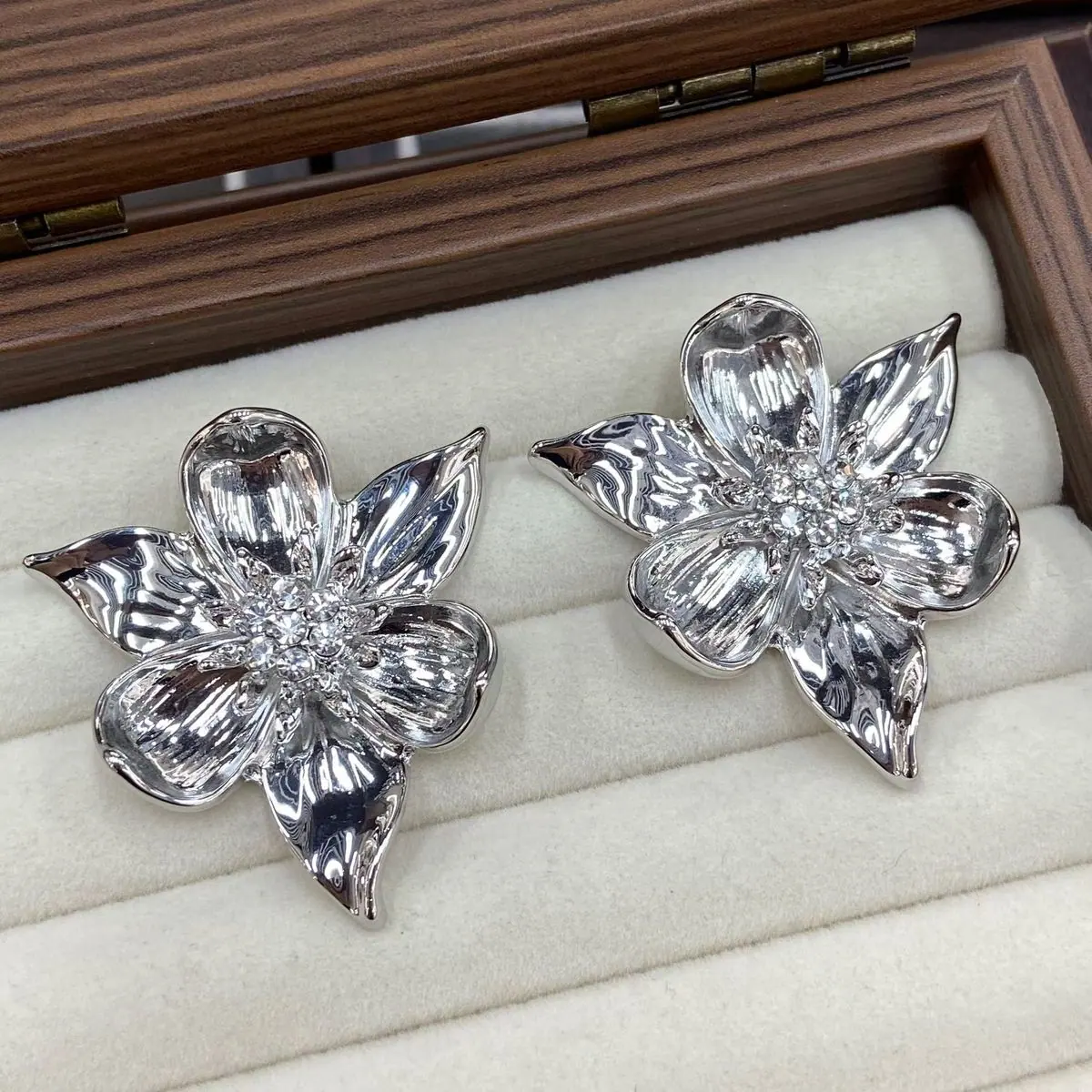Two-Tone Flower Cluster Earrings (shot-4)