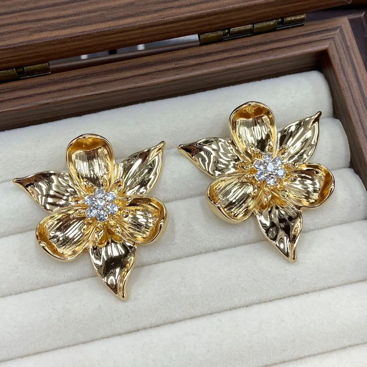 Two-Tone Flower Cluster Earrings (shot-5)