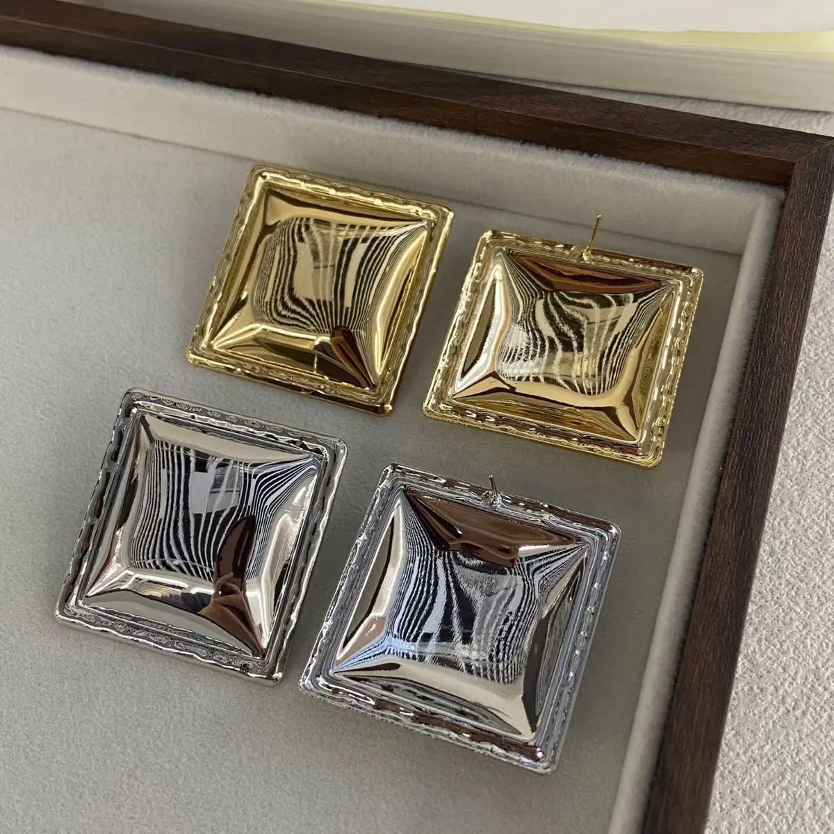 Two-Tone Puffed Square Earrings (shot-3)