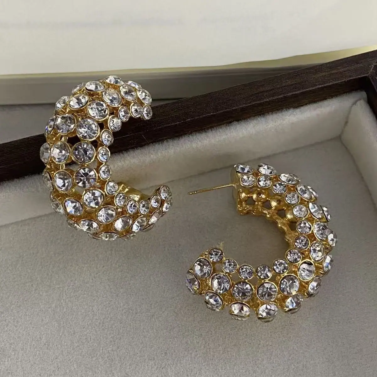 Two-Tone Rhinestone Cuff Bracelet (shot-5)