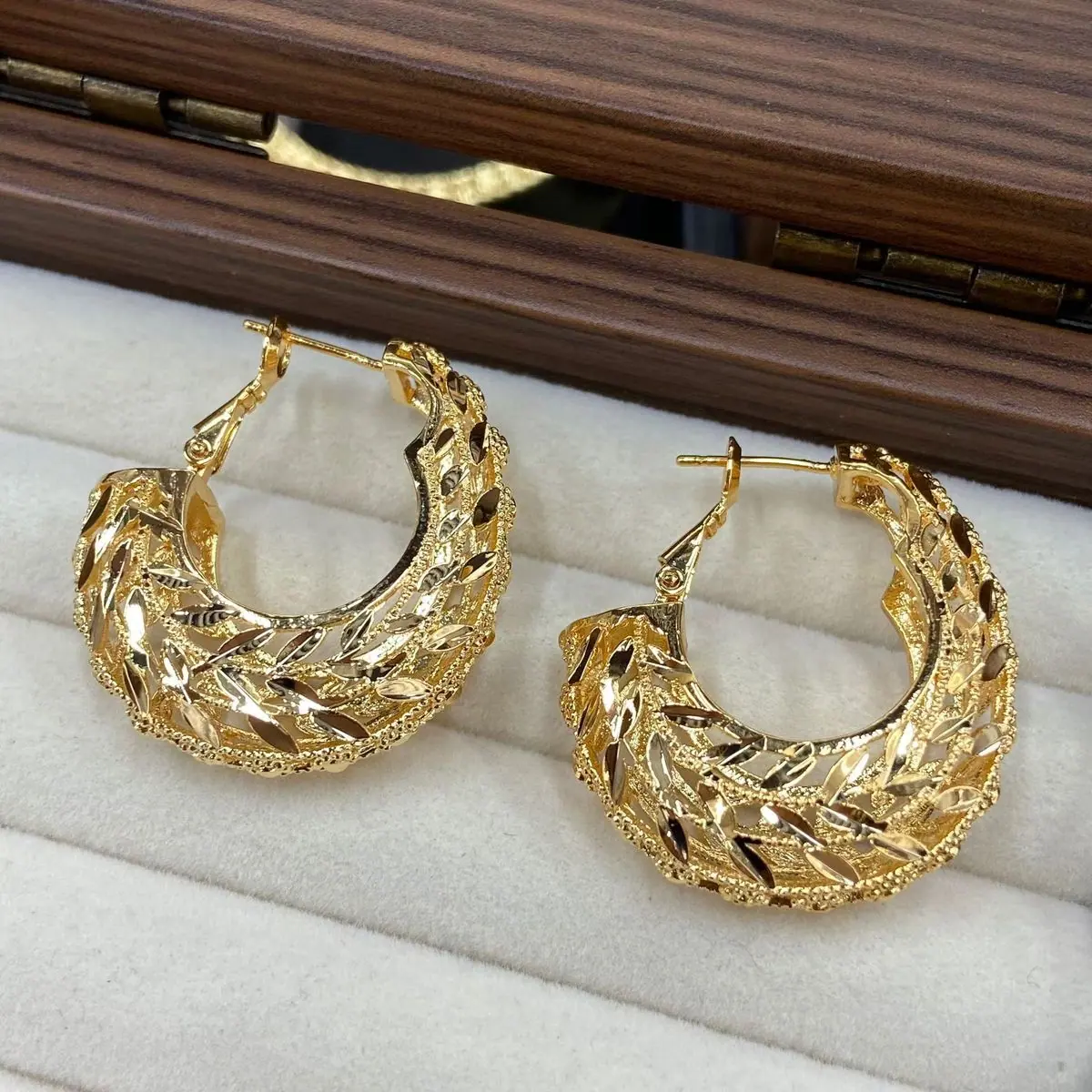 Two-Tone Textured Hoop Earrings (shot-5)