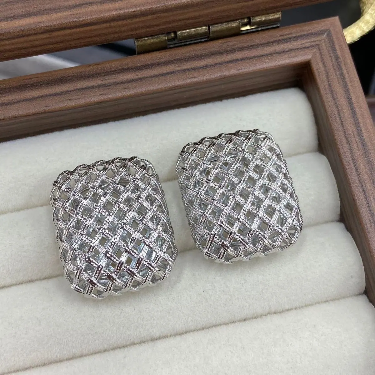Two-Tone Textured Mesh Cushion Stud Earrings (shot-5)
